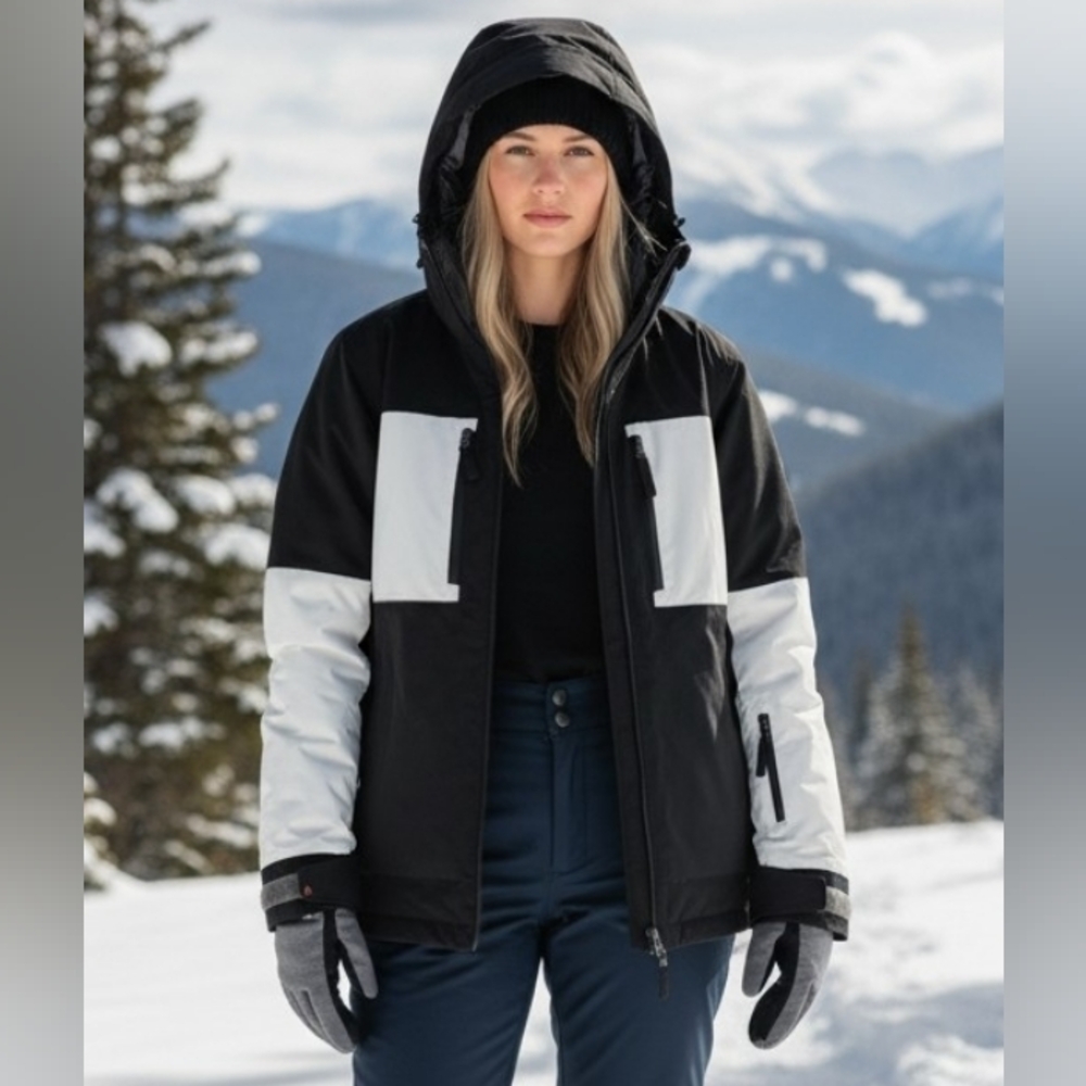 Womens/ Mens SM Black and White Ski Jacket